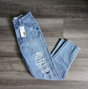 NWT Womens Refuge Denim "Mom" Jeans